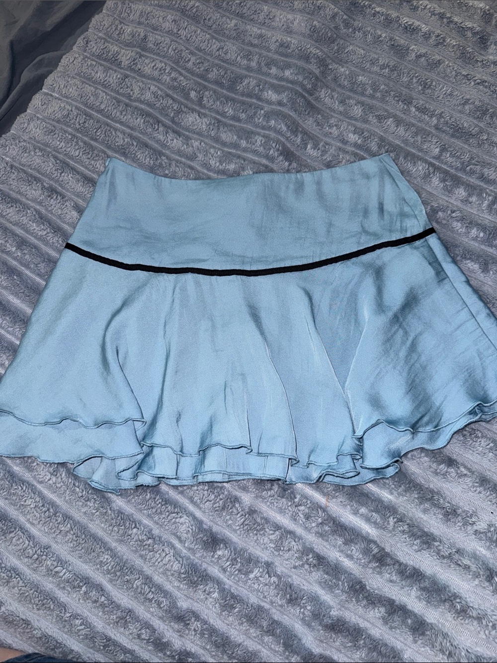 NWOT UO Kimchi Blue Light Blue Ruffle Mini Skirt with Black Bow Trim - Size XS - Picture 6 of 7